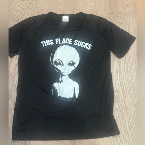 Hot Topic Black Alien Graphic T-Shirt
